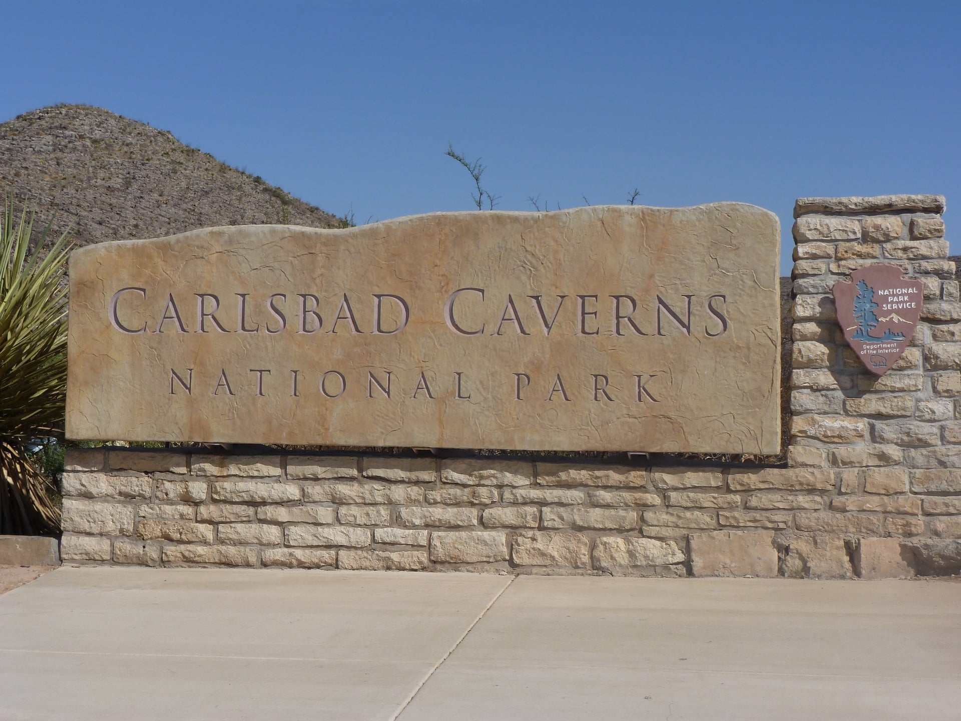 carlsbad-caverns-458450_1920